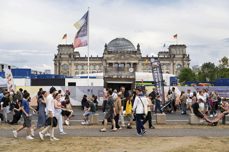 Impressionen vom Demokratiefest zu 75 Jahren Grundgesetz in Berlin