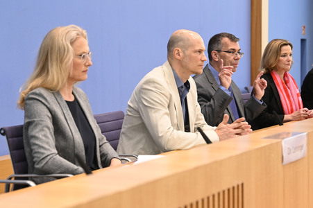 Bundespressekonferenz Report Globale Flucht 2024 in Berlin
