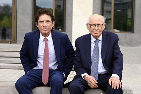 Kranzniederlegung am Denkmal für die ermordeten Juden Europas in Berlin