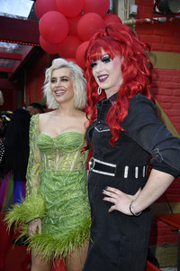 Kult Kieztouren & Olivia Jones Family Sommerparty in Hamburg