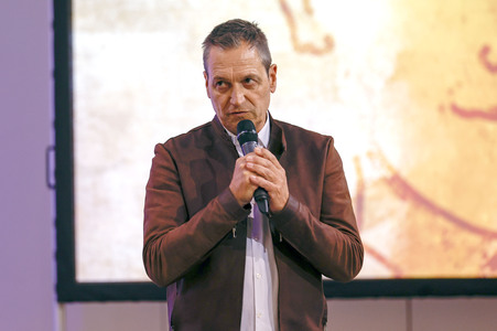 Präsentation der Wanderausstellung  'Woanders ist überall'  in Essen