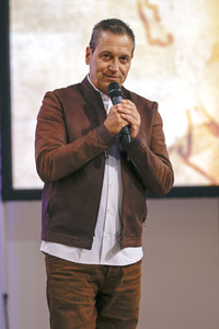 Präsentation der Wanderausstellung  'Woanders ist überall'  in Essen