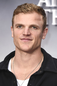 Filmpremiere 'Young Woman and the Sea' in London