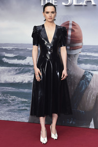 Filmpremiere 'Young Woman and the Sea' in London