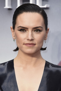 Filmpremiere 'Young Woman and the Sea' in London