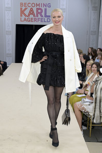 Serienpremiere 'Becoming Karl Lagerfeld' in Berlin