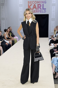 Serienpremiere 'Becoming Karl Lagerfeld' in Berlin