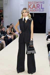 Serienpremiere 'Becoming Karl Lagerfeld' in Berlin