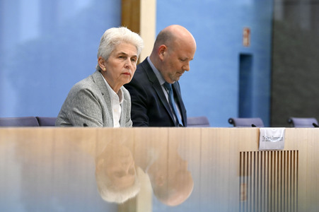 Bundespressekonferenz zum Stand der Sicherheits- und Verteidigungspolitik in Berlin