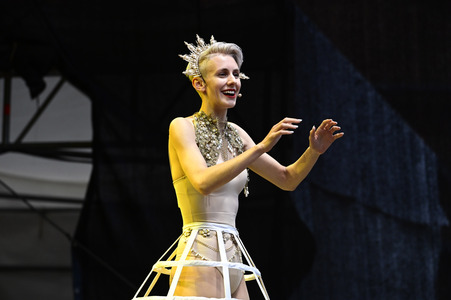 Auftritt von Lisa Eckhart in Görlitz