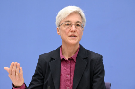 Bundespressekonferenz Sondergutachten zur Prüfung der Treibhausgas-Projektionsdaten 2024 in Berlin