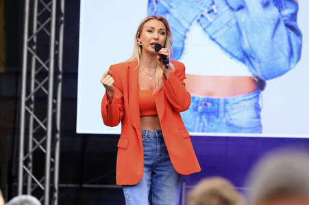 Konzert von Anna-Carina Woitschack in Bad Düben