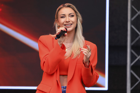 Konzert von Anna-Carina Woitschack in Bad Düben