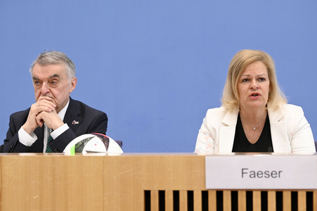 Bundespressekonferenz 10 Tage vor der EM in Berlin