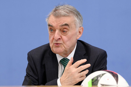 Bundespressekonferenz 10 Tage vor der EM in Berlin