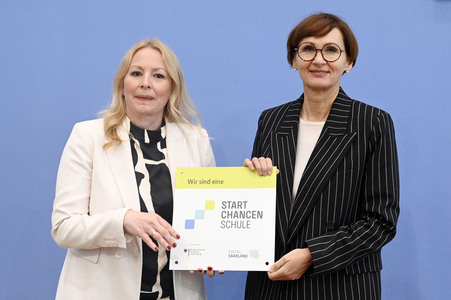 Bundespressekonferenz Unterzeichnung des Startchancen-Programms in Berlin