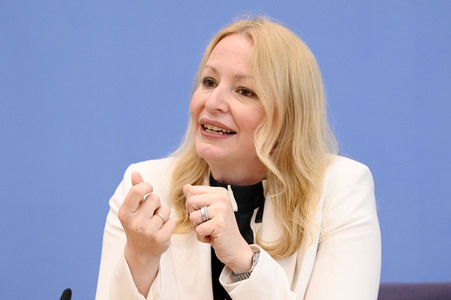 Bundespressekonferenz Unterzeichnung des Startchancen-Programms in Berlin