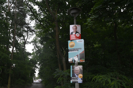 Wahlplakate zur Europawahl in Stahnsdorf
