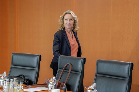 103. Sitzung des Bundeskabinetts in Berlin