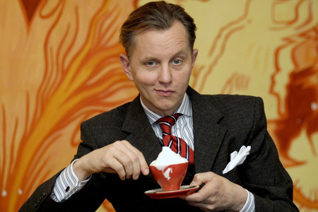 Interview mit Max Raabe in Hannvoer
