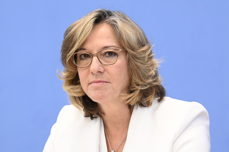 Bundespressekonferenz Bundeslagebild 'Häusliche Gewalt' in Berlin