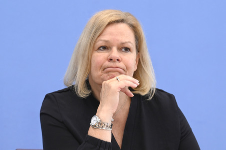 Bundespressekonferenz Bundeslagebild 'Häusliche Gewalt' in Berlin