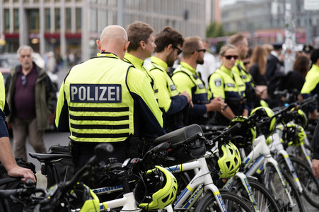 Schweigemarsch für den ermordeten Mannheimer Polizisten Rouven L. in Berlin