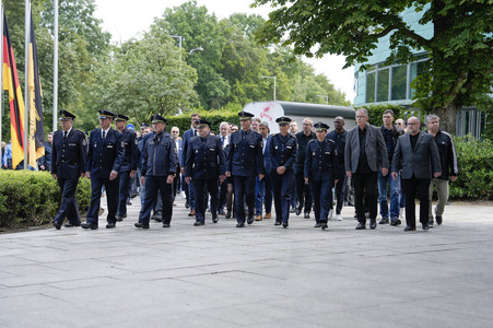 Schweigemarsch für den ermordeten Mannheimer Polizisten Rouven L. in Berlin