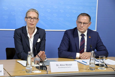 Pressekonferenz der AfD zur Europawahl in Berlin