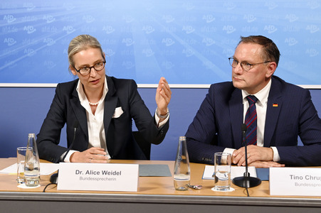 Pressekonferenz der AfD zur Europawahl in Berlin