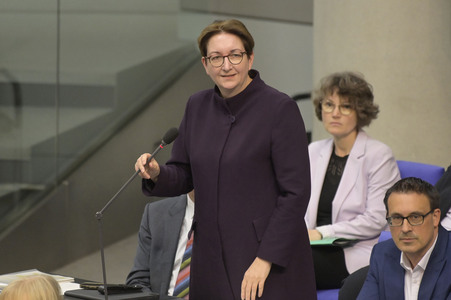 174. Sitzung des Deutschen Bundestages in Berlin