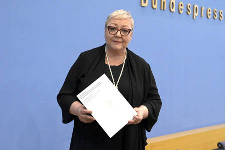 Bundespressekonferenz Vorstellung des Jahresberichtes 2024 für die SED-Opfer in Berlin