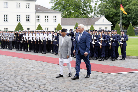 Begrüßung des Präsidenten von Nepal in Berlin