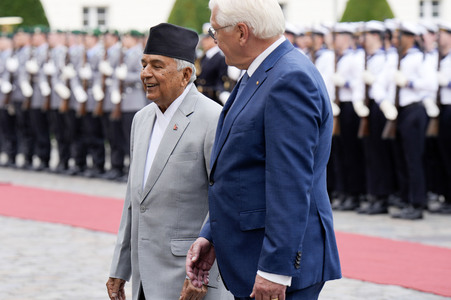 Begrüßung des Präsidenten von Nepal in Berlin