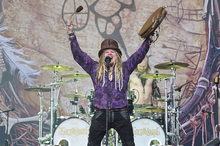 Konzert von Korpiklaani in Grenchen