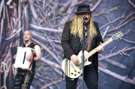 Konzert von Korpiklaani in Grenchen