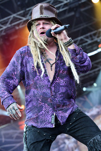 Konzert von Korpiklaani in Grenchen