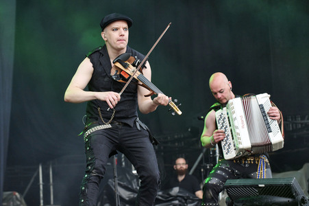 Konzert von Korpiklaani in Grenchen