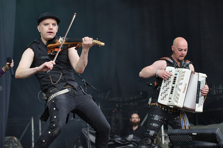 Konzert von Korpiklaani in Grenchen