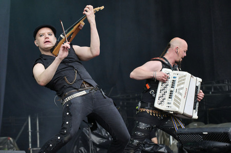 Konzert von Korpiklaani in Grenchen