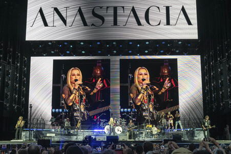 Konzert von Peter Maffay mit Band und Gästen in Hannover