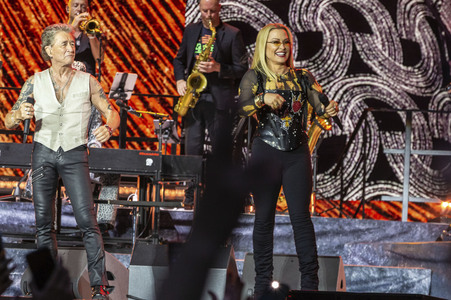 Konzert von Peter Maffay mit Band und Gästen in Hannover