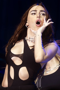 Konzert von Nicki Nicole in Torrejón de Ardoz