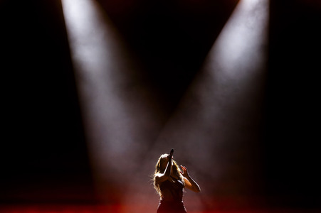 Konzert von Nicki Nicole in Torrejón de Ardoz