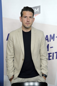 Pressekonferenz von CLAIM in Berlin