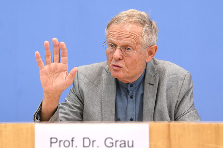 Bundespressekonferenz Einführung einer Widerspruchsregelung im Transplantationsgesetz in Berlin