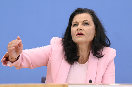 Bundespressekonferenz Einführung einer Widerspruchsregelung im Transplantationsgesetz in Berlin