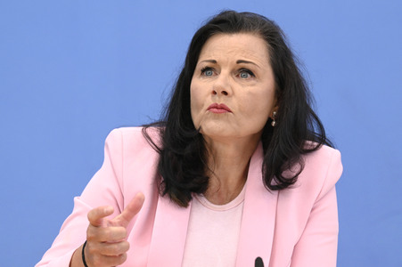 Bundespressekonferenz Einführung einer Widerspruchsregelung im Transplantationsgesetz in Berlin