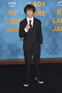 Serienpremiere 'My Lady Jane' in Los Angeles