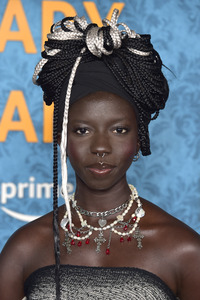 Serienpremiere 'My Lady Jane' in Los Angeles